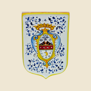 mattonella a forma di scudo alta cm 25 larga cm 18