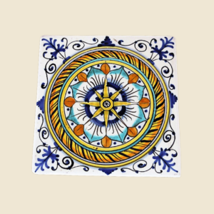 Mattonella quadrata cm 15 x 15 decoro geometrico