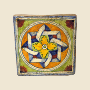 Mattonella quadrata cm 15 x 15 decoro geometrico