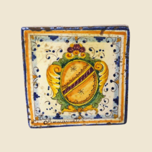 Mattonella quadrata cm 15 x 15 decoro stemma