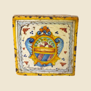 Mattonella quadrata cm 15 x 15 decoro stemma