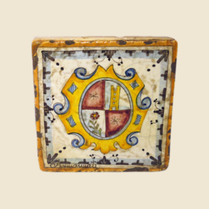 Mattonella quadrata cm 15 x 15 decoro stemma