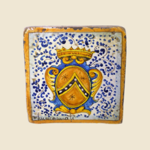 Mattonella quadrata cm 15 x 15 decoro stemma