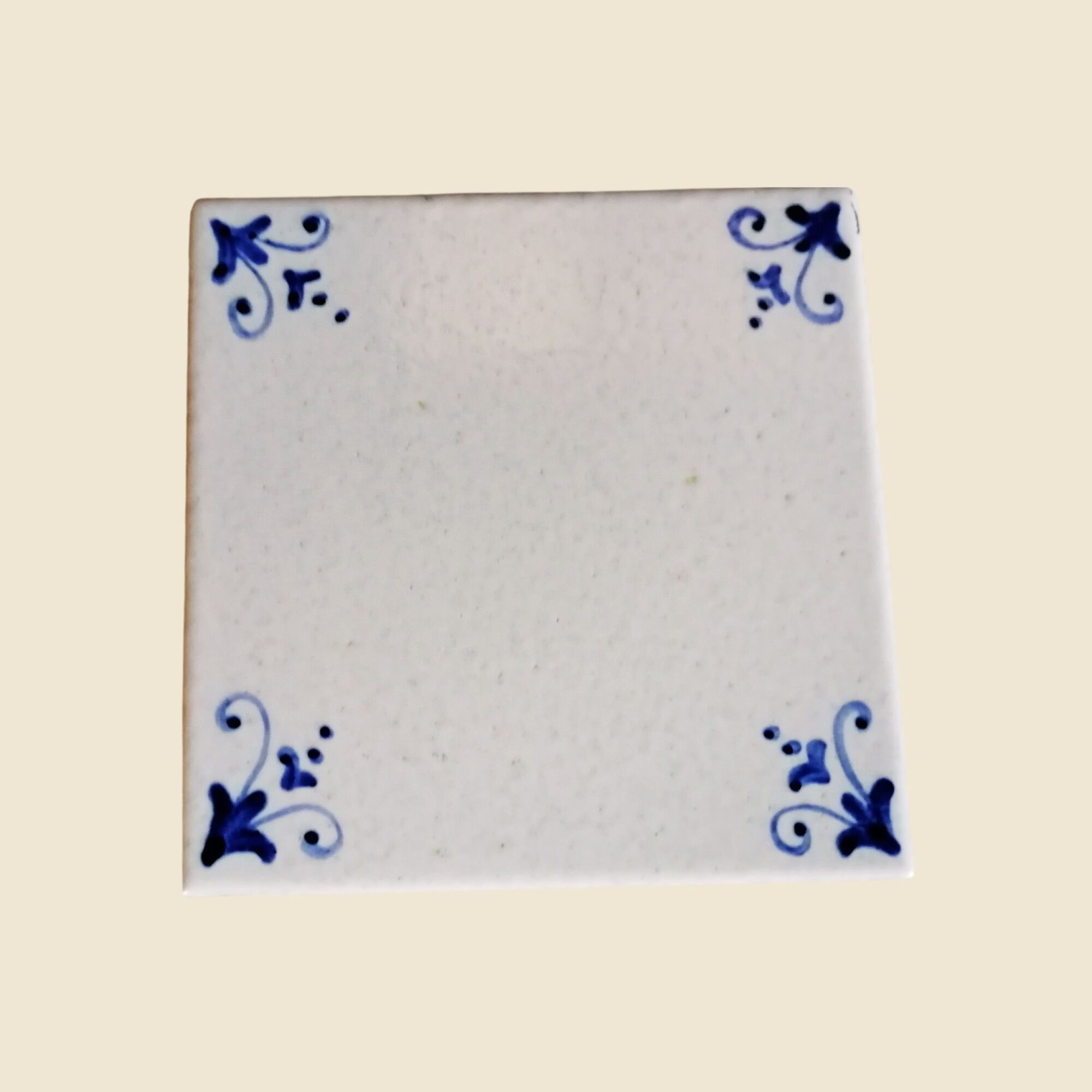 Mattonella quadrata cm 10 x 10 decoro cornice blu