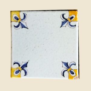 Mattonella quadrata cm 10 x 10 decoro cornice colorata