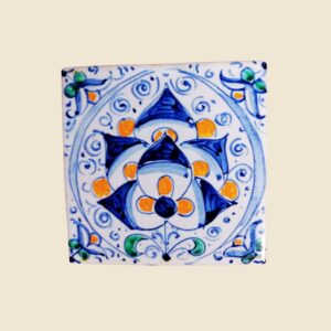 Mattonella quadrata cm 10 x 10 decoro cornice colorata