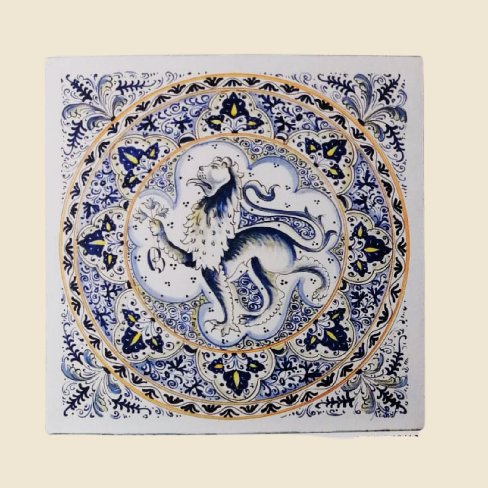 mattonella quadrata cm 40 x 40 decoro geometrico con Leone