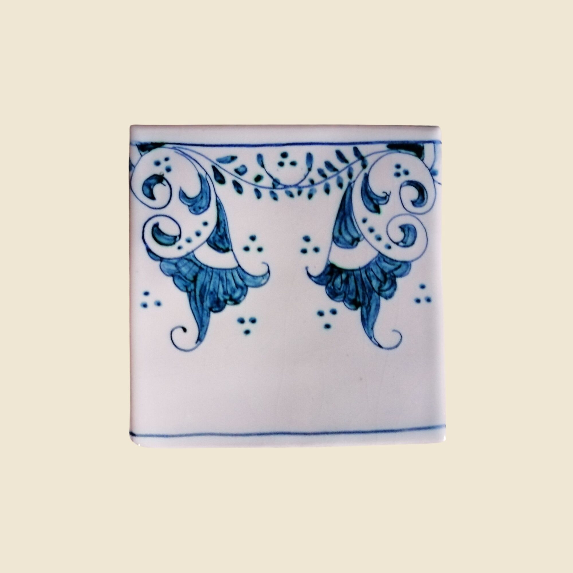 Mattonella quadrata cm 10 x 10 decoro geometrico blu