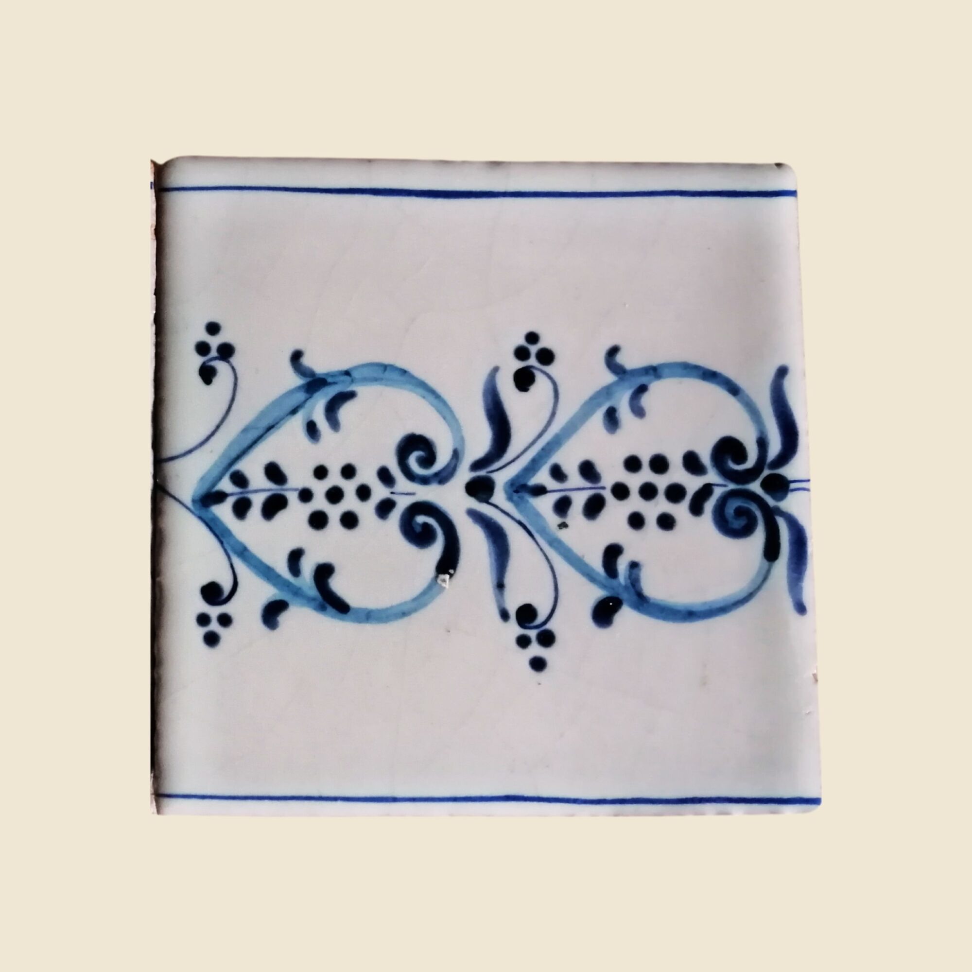 Mattonella quadrata cm 10 x 10 decoro geometrico blu